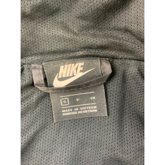 Nike Men's Small Sportswear Windbreaker Jacket All Black Nylon Shell - Picture 3 of 11